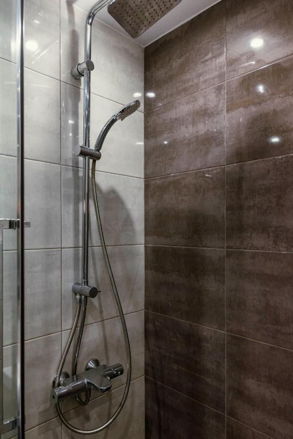 Lykabettus Gem With Yard And Parking Apartamento Atenas Exterior foto