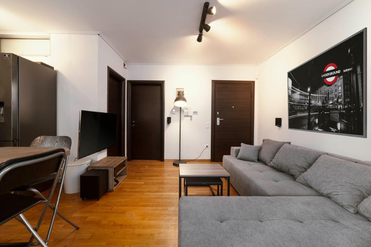 Lykabettus Gem With Yard And Parking Apartamento Atenas Exterior foto