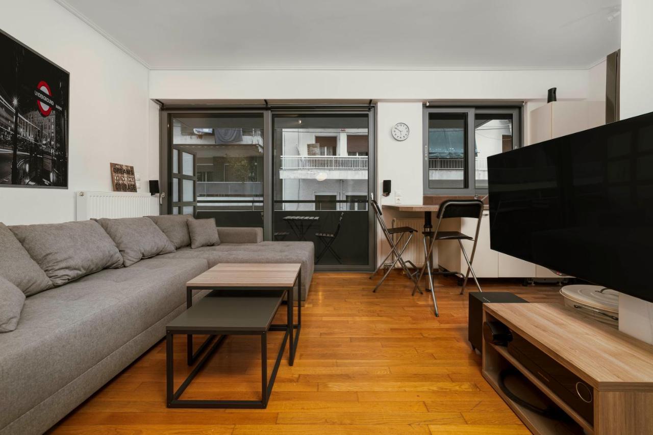 Lykabettus Gem With Yard And Parking Apartamento Atenas Exterior foto